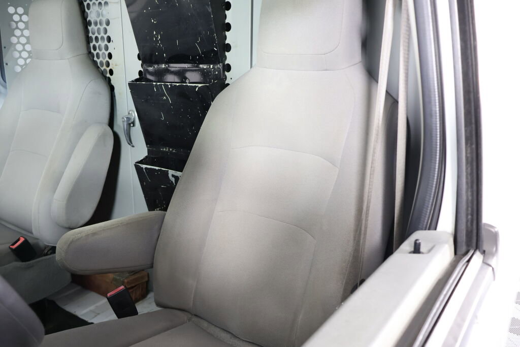 Used 2013 Ford E-150 and Econoline 150 image 12