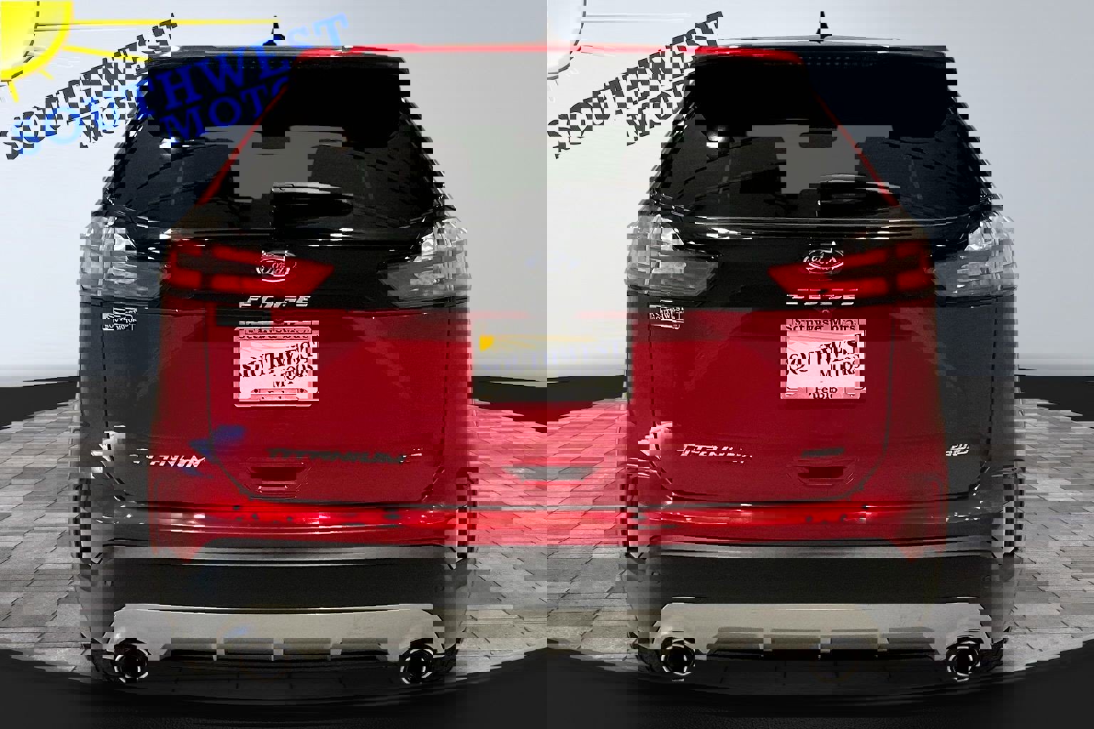 Used 2022 Ford Edge Titanium image 5