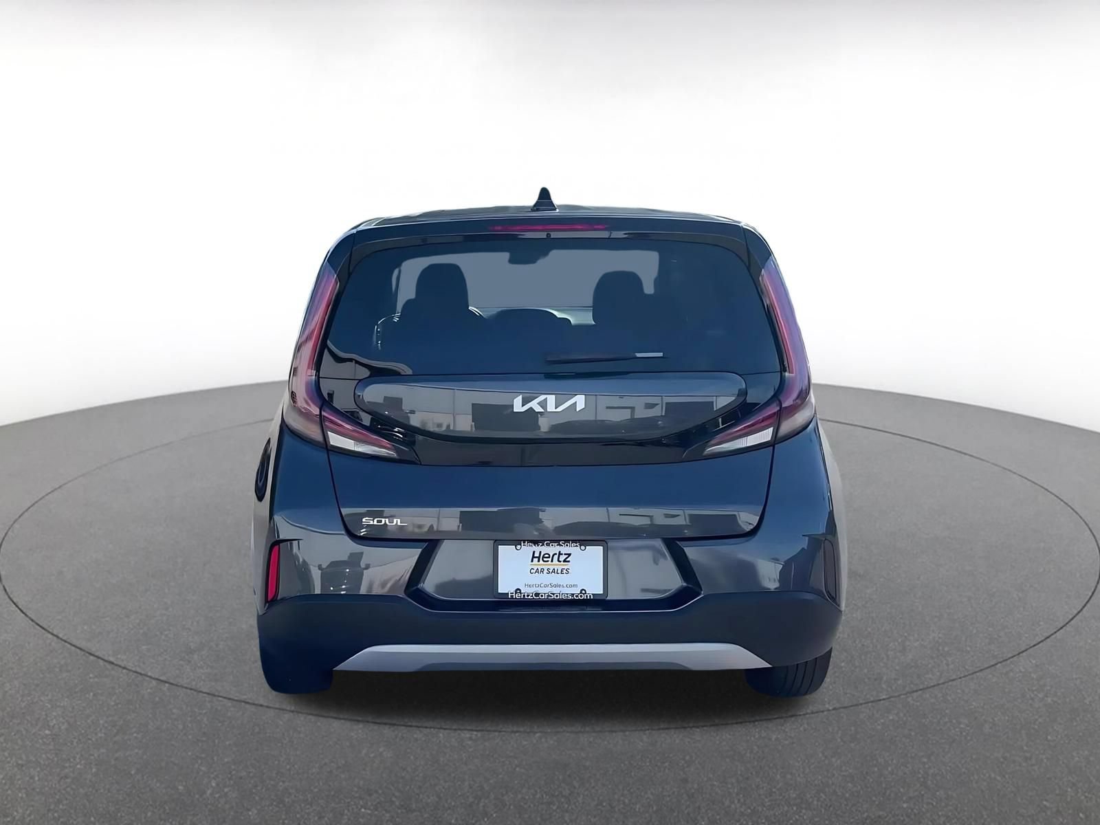 Used 2025 Kia Soul LX w/ LX Technology Package FWD image 10