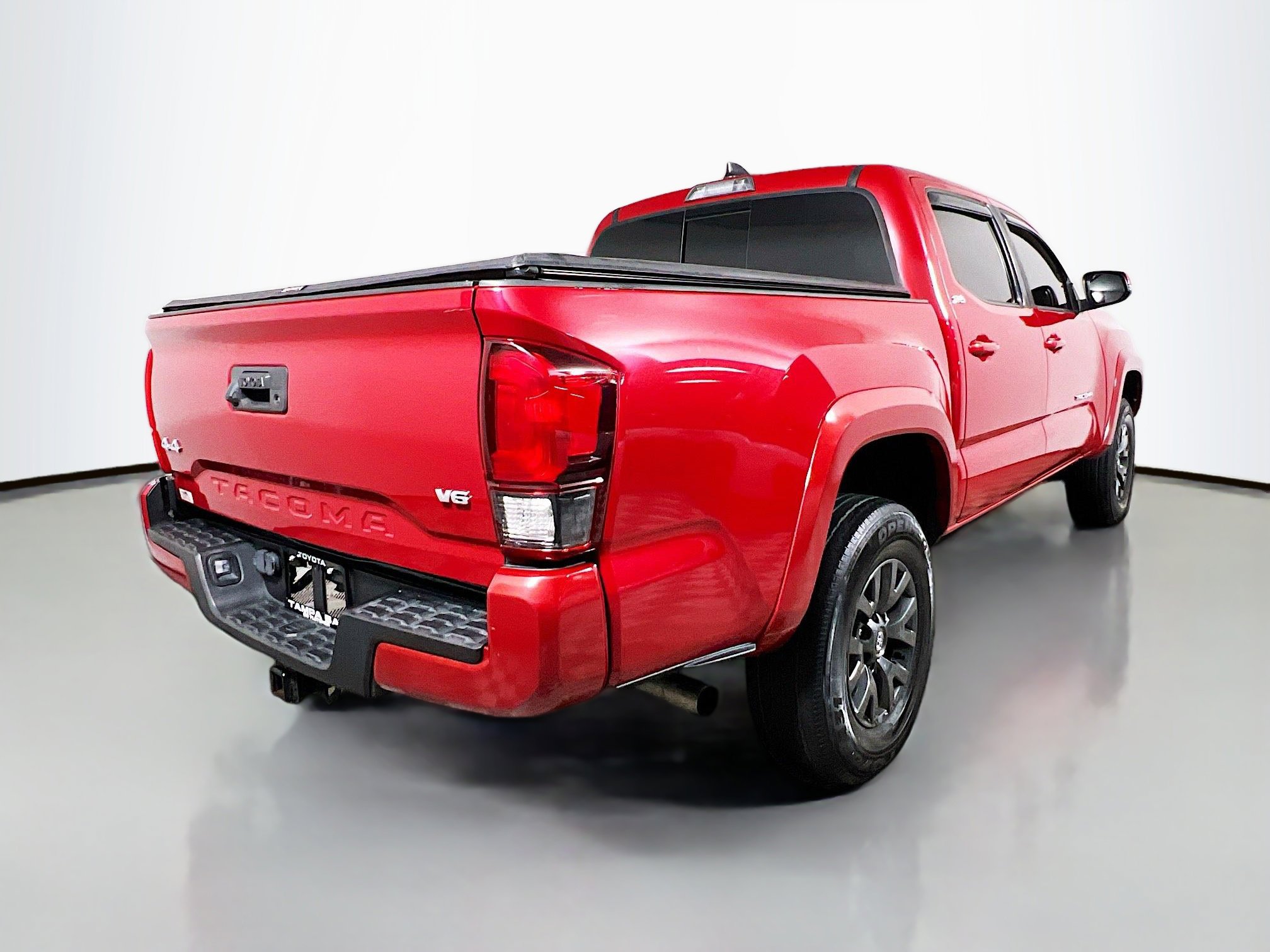 Used 2022 Toyota Tacoma SR5 image 4