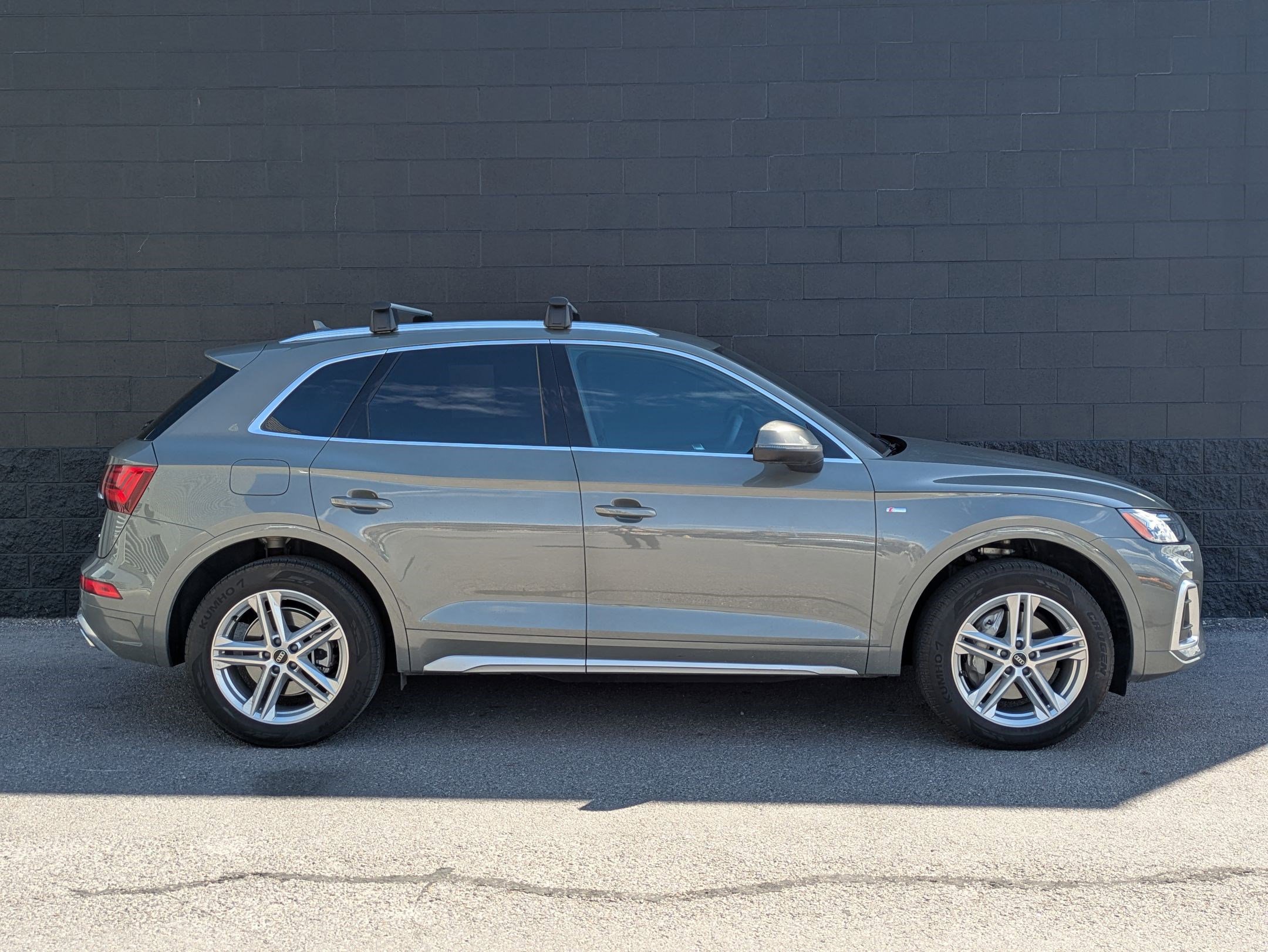 Certified 2023 Audi Q5 e Premium w/ Convenience Package AWD/4WD image 4