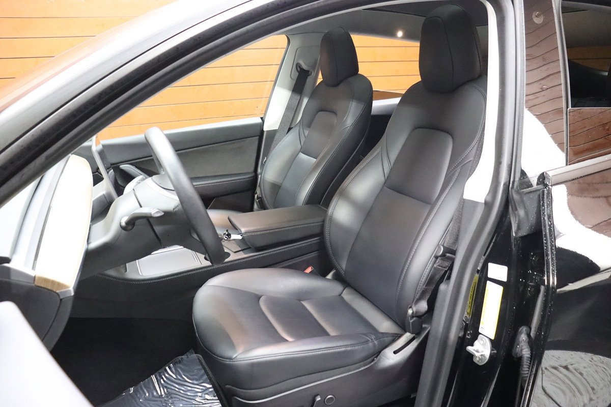 Used 2022 Tesla Model Y Performance AWD/4WD image 36