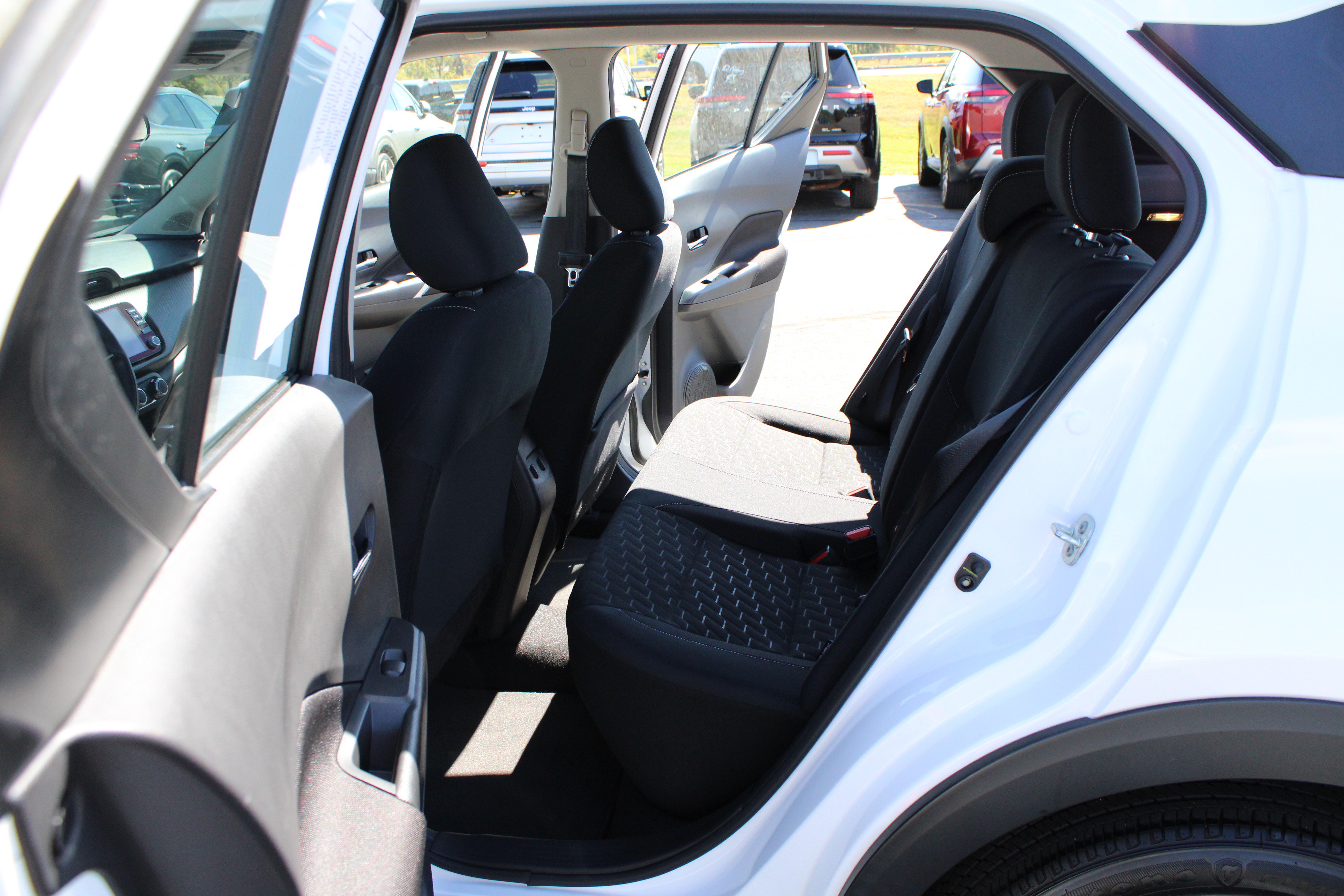 Used 2023 Nissan Kicks SV FWD image 20