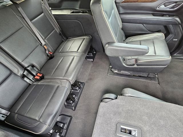 Used 2023 Chevrolet Suburban Premier RWD image 19