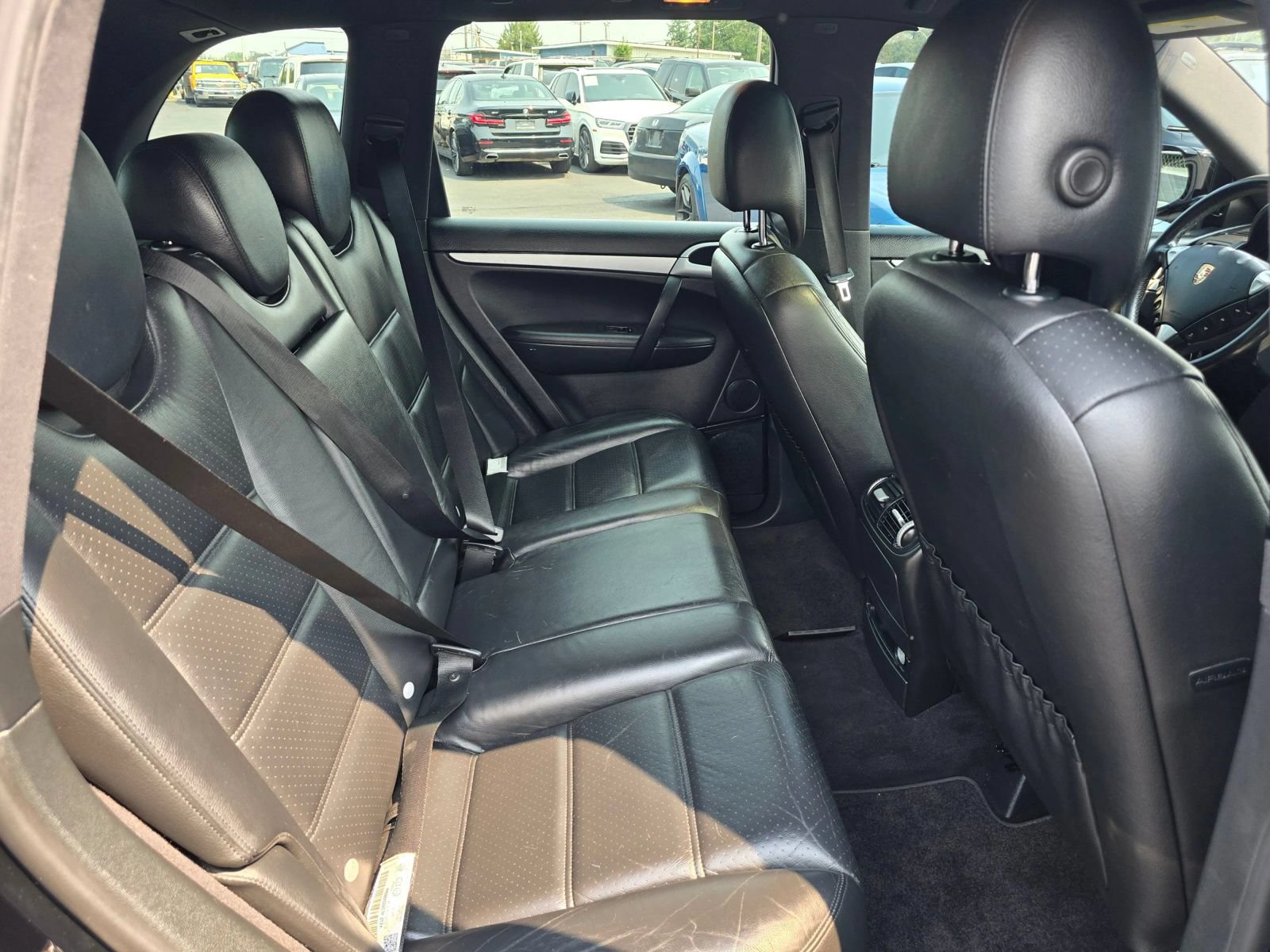 Used 2010 Porsche Cayenne AWD/4WD image 13