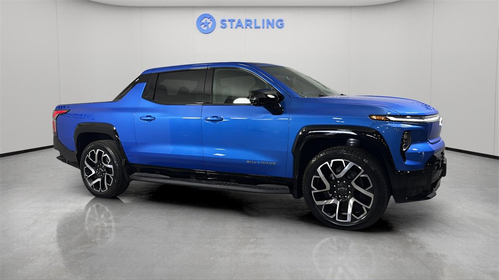 Used 2025 Chevrolet Silverado EV RST image 12