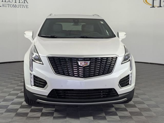 Used 2025 Cadillac XT5 Premium Luxury image 3