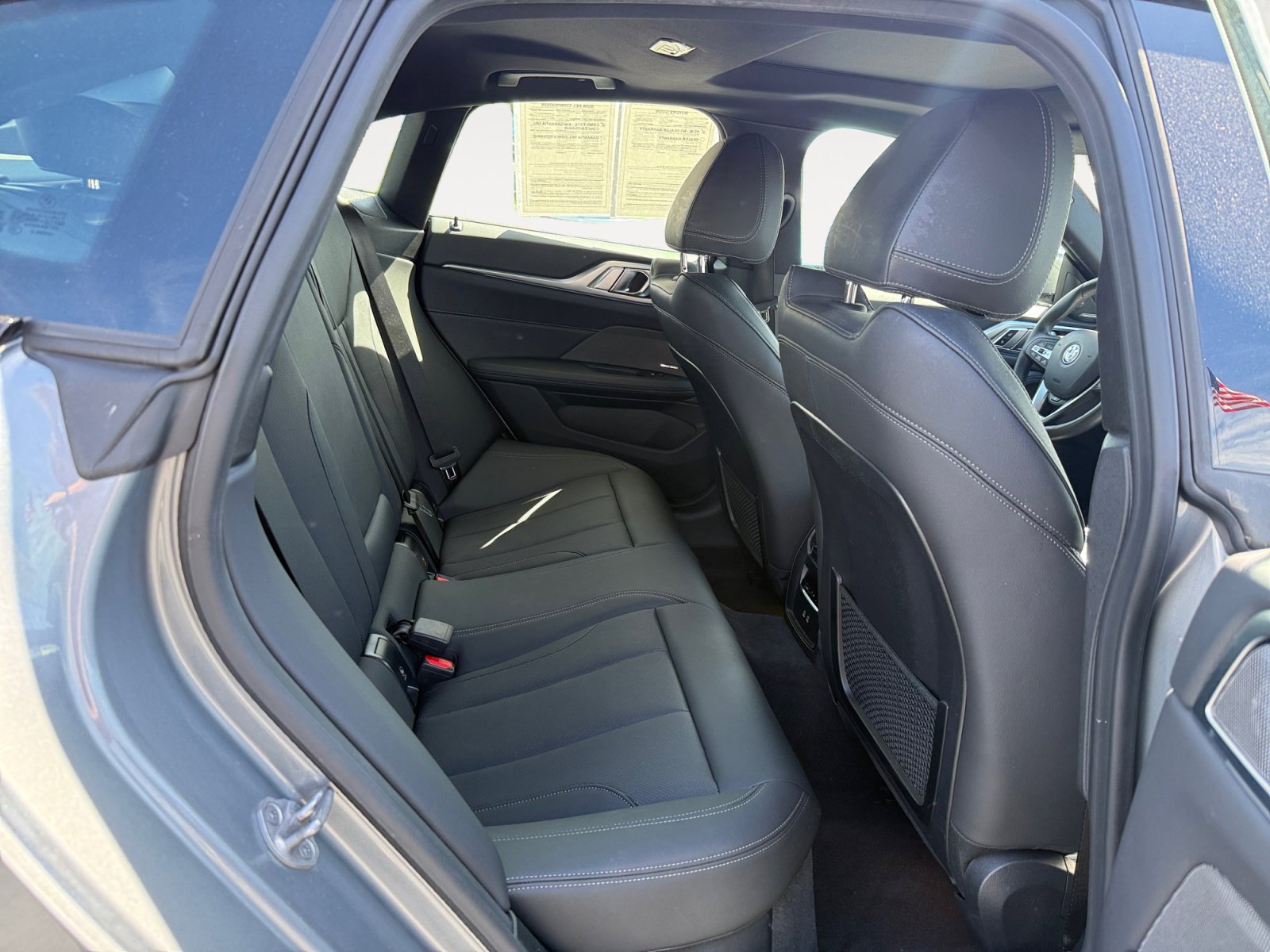 Used 2023 BMW i4 eDrive35 image 18