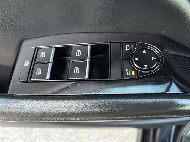 Used 2025 MAZDA MAZDA3 s image 14