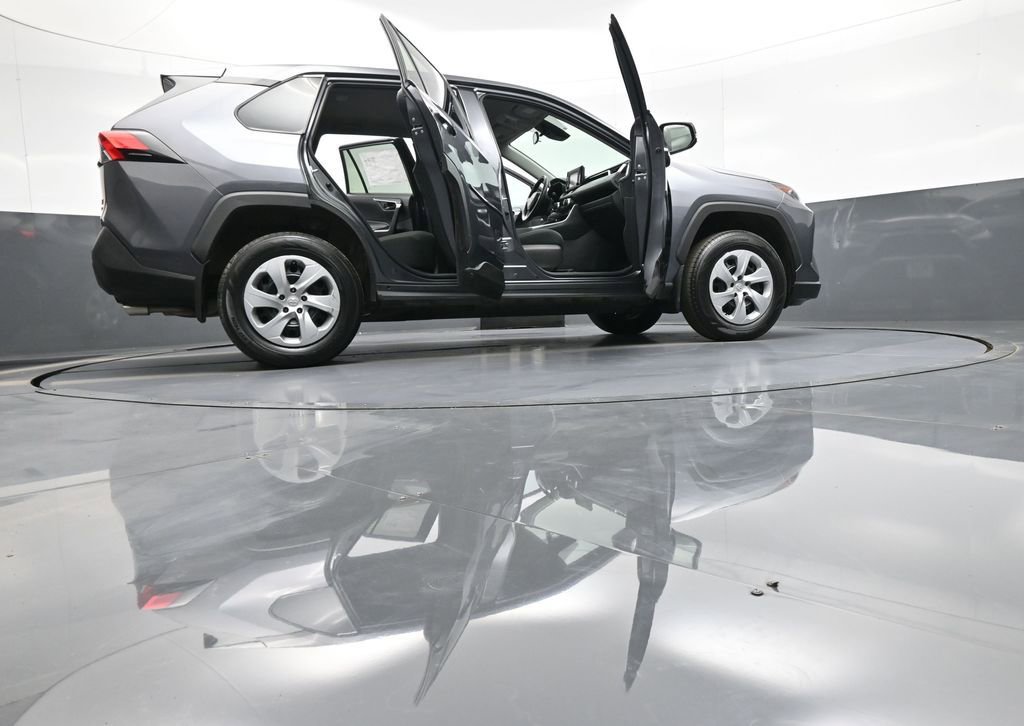 Certified 2022 Toyota RAV4 LE image 47