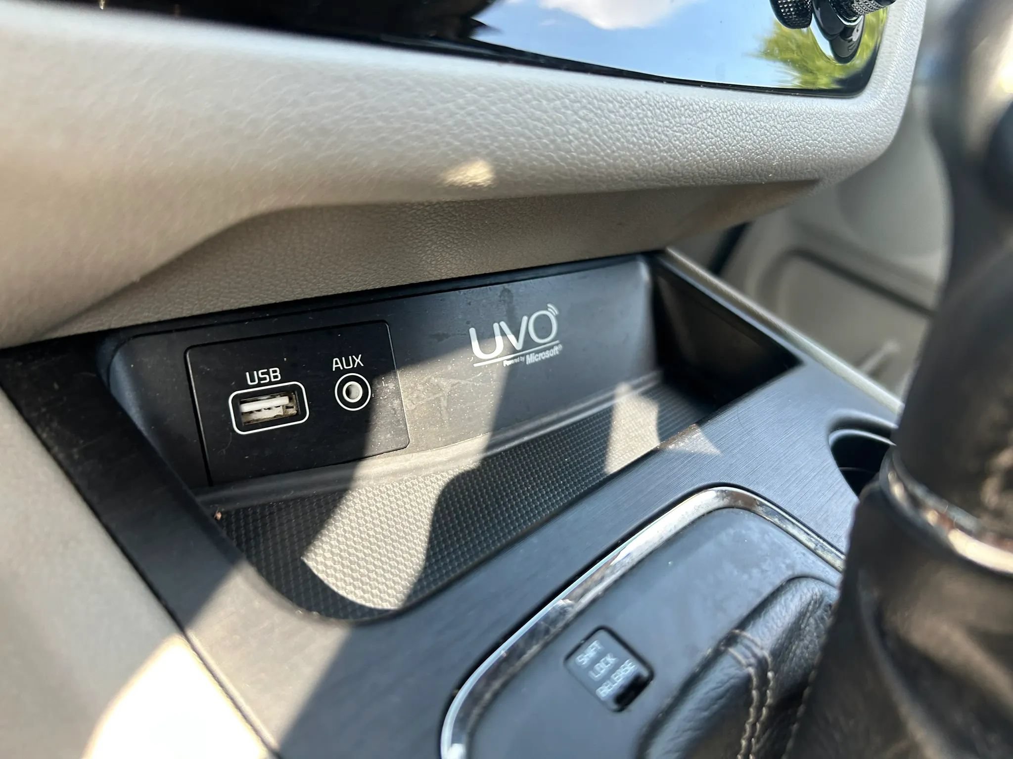 Used 2017 Kia Sedona LX w/ LX Essentials Premium Package FWD image 26