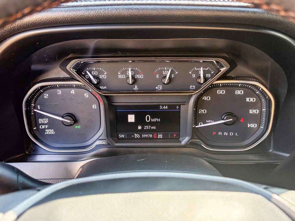 Used 2020 GMC Sierra 1500 AT4 w/ AT4 Premium Package image 10