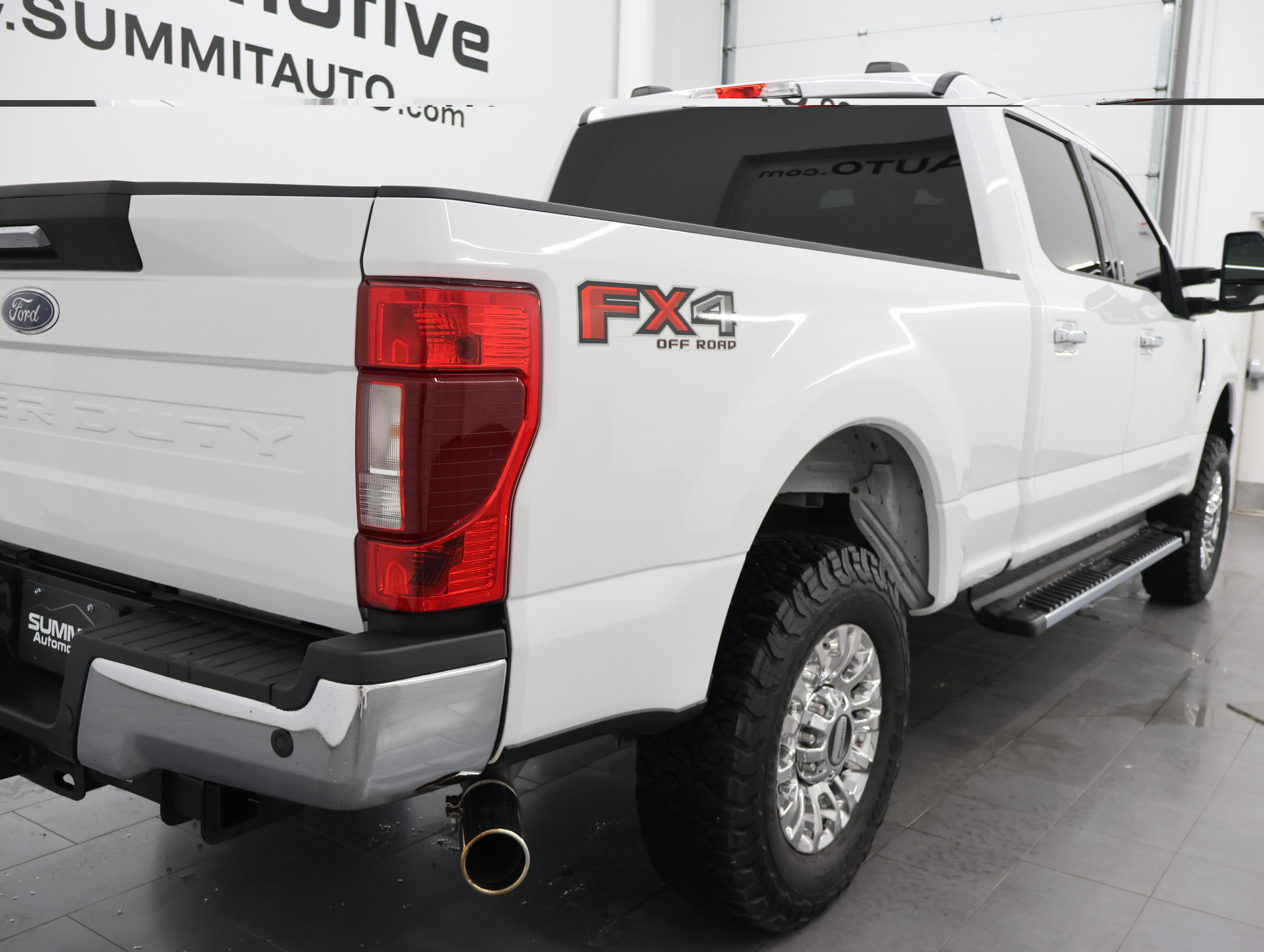 Used 2020 Ford F250 XLT w/ XLT Premium Package AWD/4WD image 4