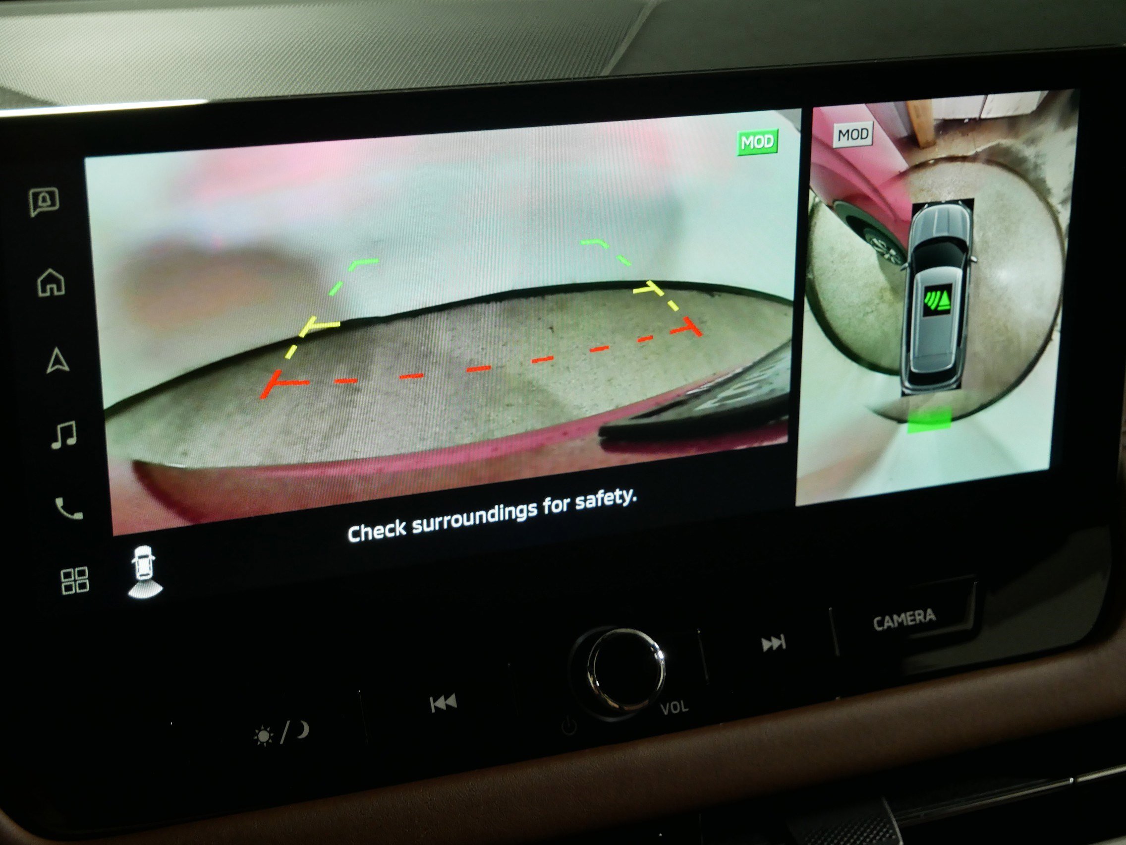 New 2025 Mitsubishi Outlander SEL image 9