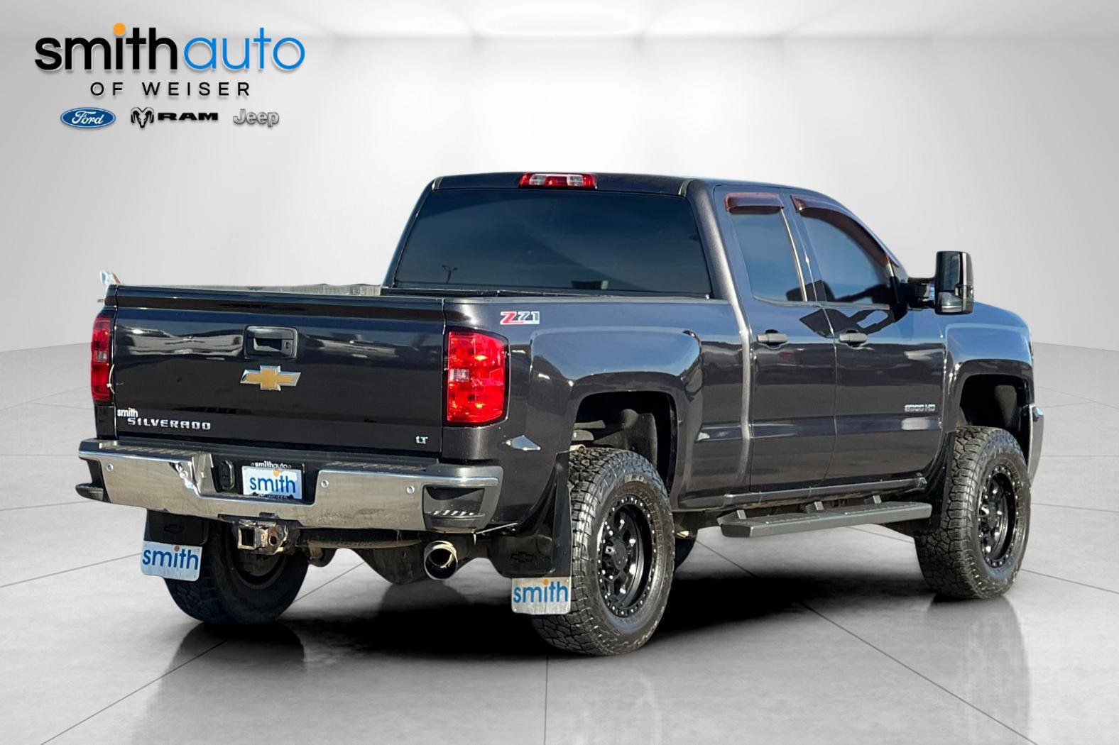 Used 2015 Chevrolet Silverado 2500 LT w/ Z71 Package, Off-Road AWD/4WD image 4