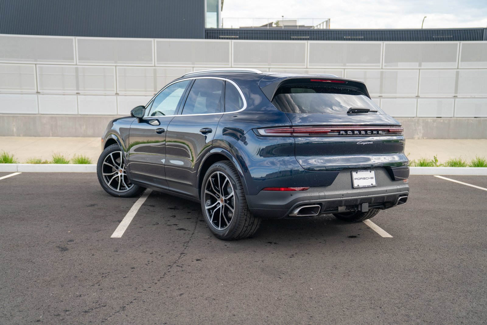 New 2026 Porsche Cayenne AWD/4WD image 3