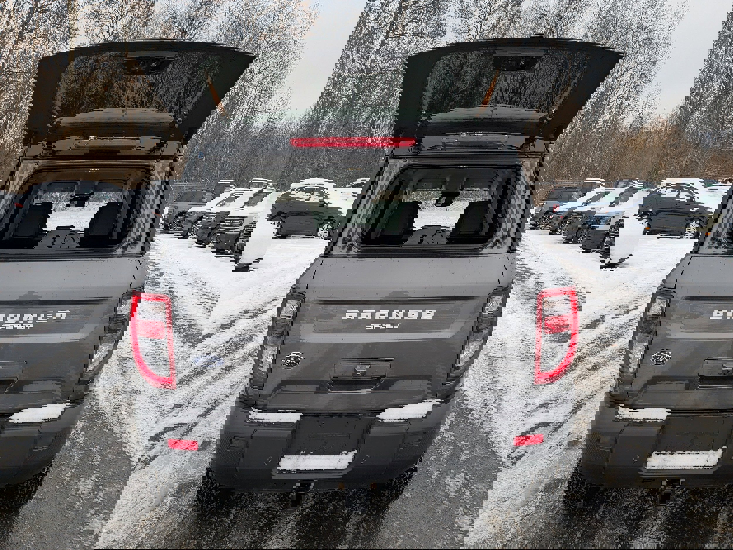 Used 2025 Ford Bronco Sport Badlands image 11