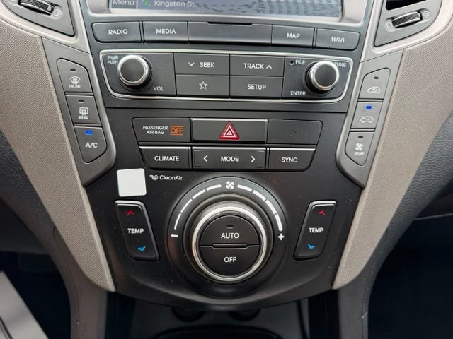 Used 2019 Hyundai Santa Fe XL AWD/4WD image 16