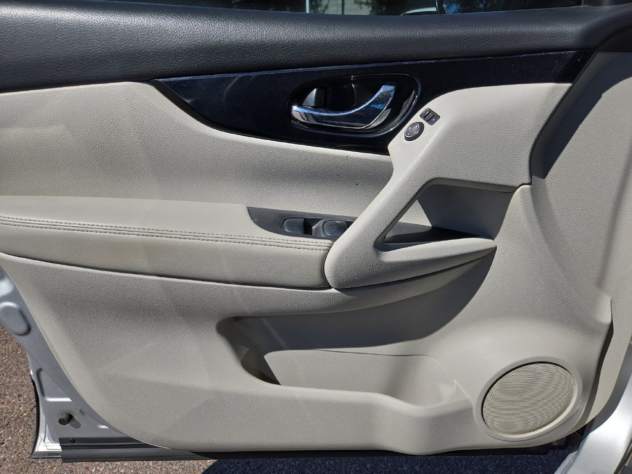 Used 2021 Nissan Rogue Sport SV FWD image 26