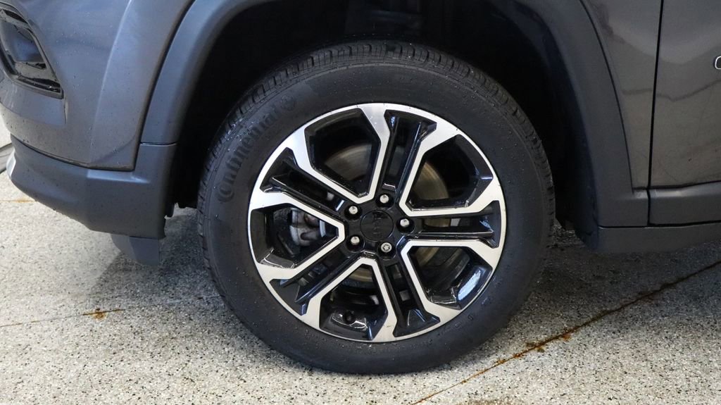 Certified 2022 Jeep Compass Limited AWD/4WD image 13