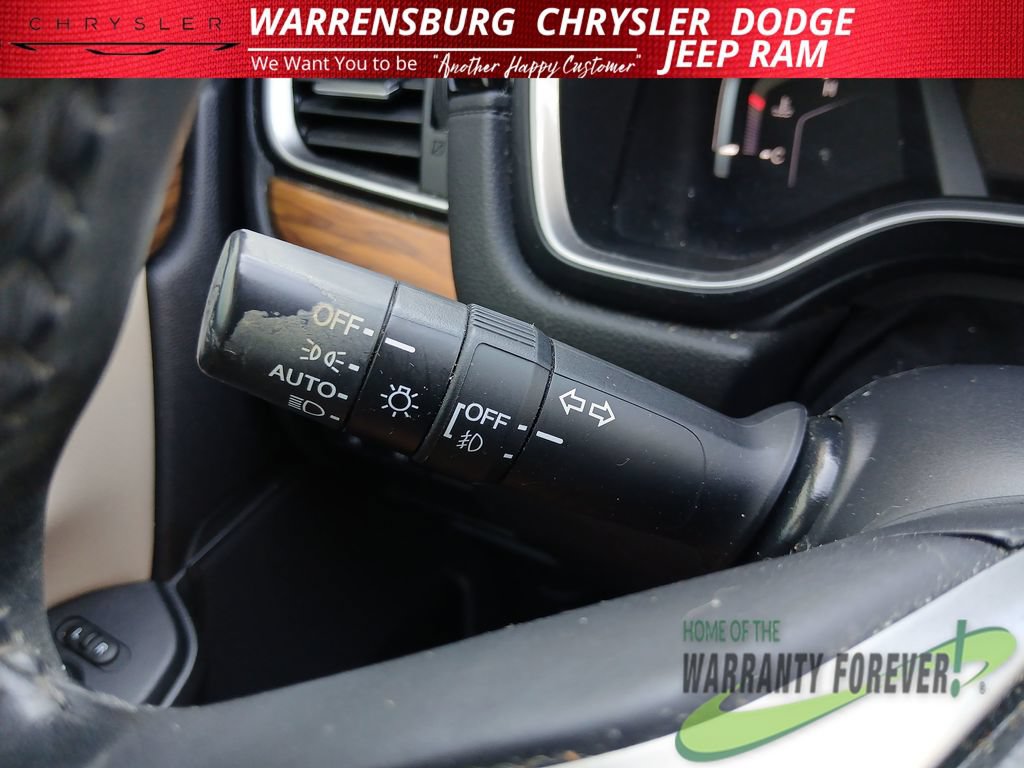 Used 2018 Honda CR-V Touring image 17