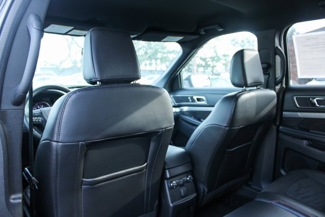 Used 2018 Ford Explorer XLT w/ Equipment Group 202A image 35