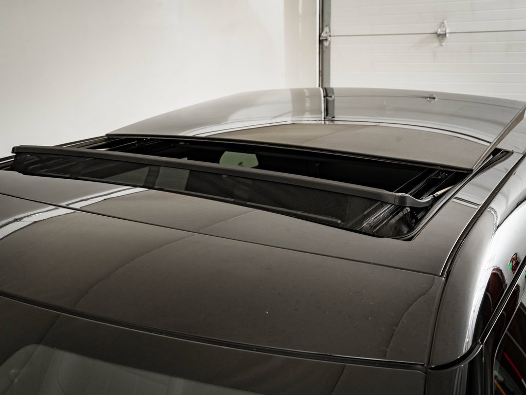 Used 2024 Land Rover Range Rover Evoque S image 14