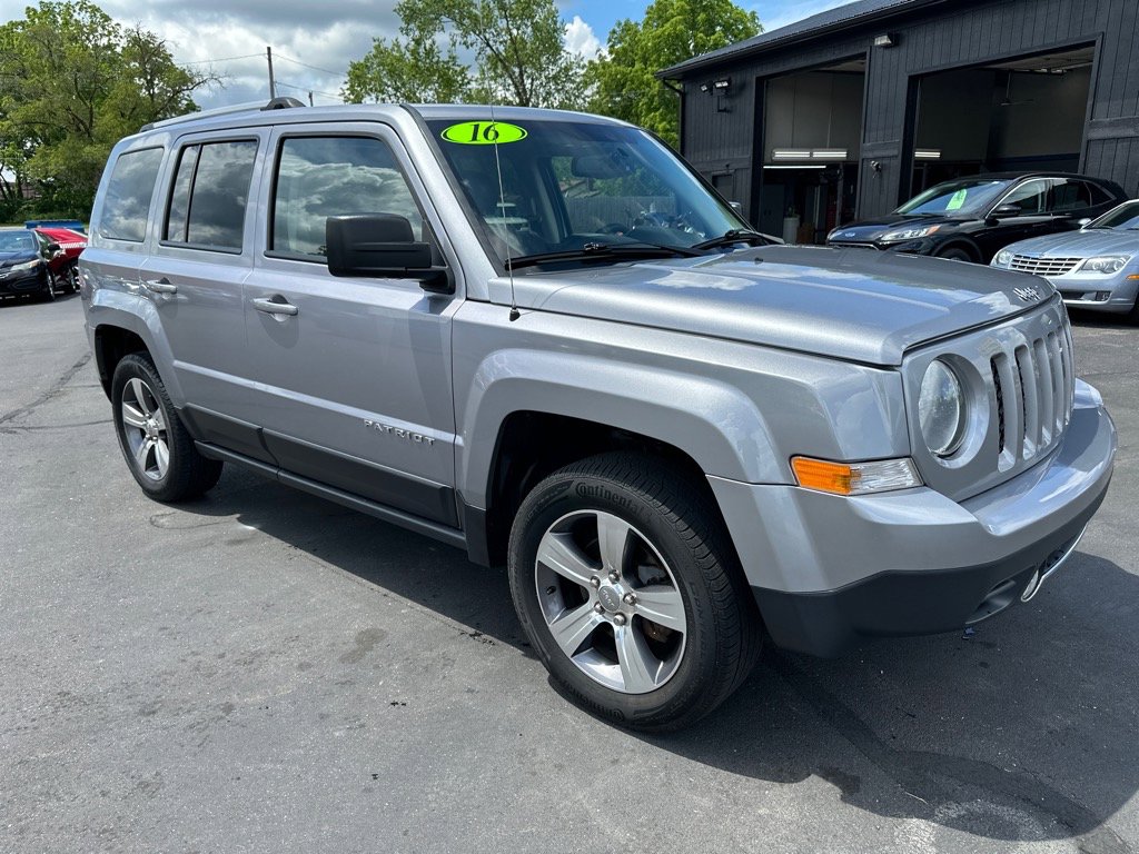 Used 2016 Jeep Patriot High Altitude AWD/4WD image 1