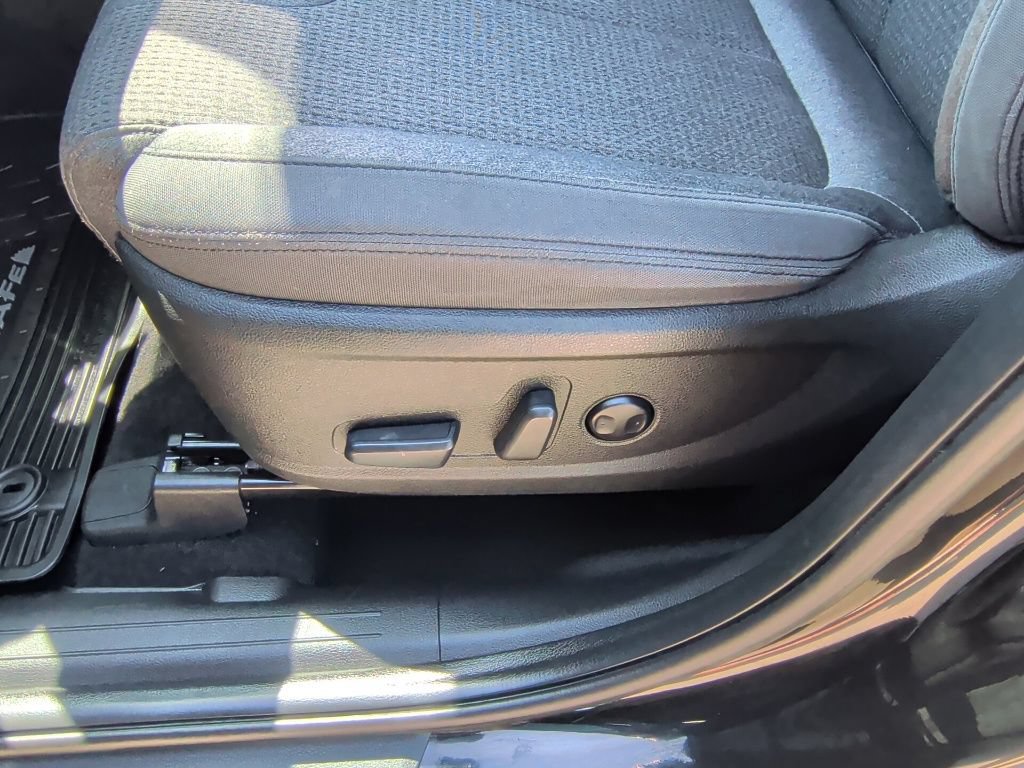 Used 2023 Hyundai Santa Fe SEL w/ Cargo Package FWD image 13