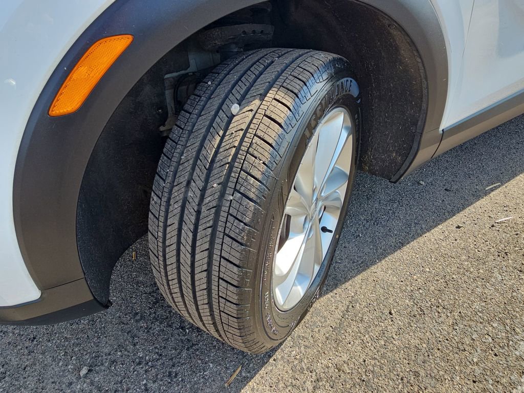 Certified 2023 Buick Encore GX Preferred w/ Cold Weather Comfort Package AWD/4WD image 37