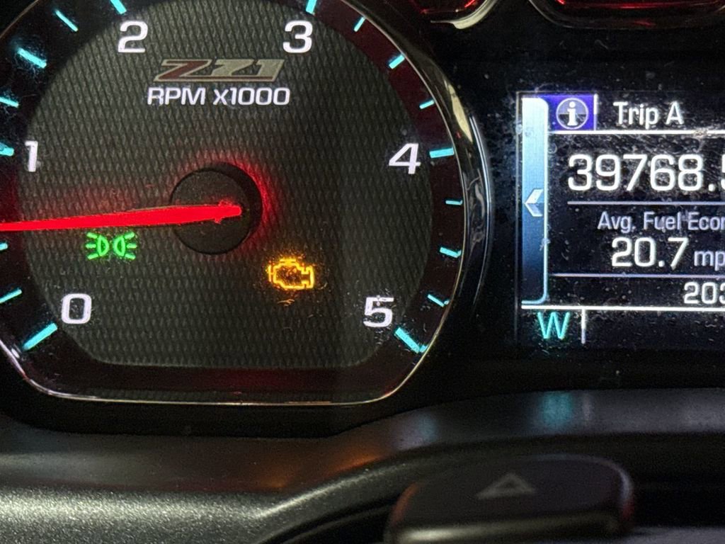 Used 2018 Chevrolet Silverado 2500 LT w/ Midnight Edition image 43