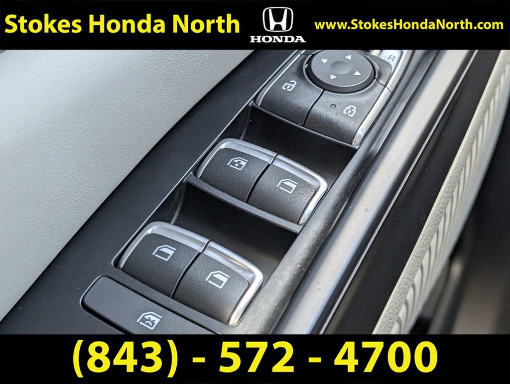 Used 2023 Kia Carnival LX FWD image 27