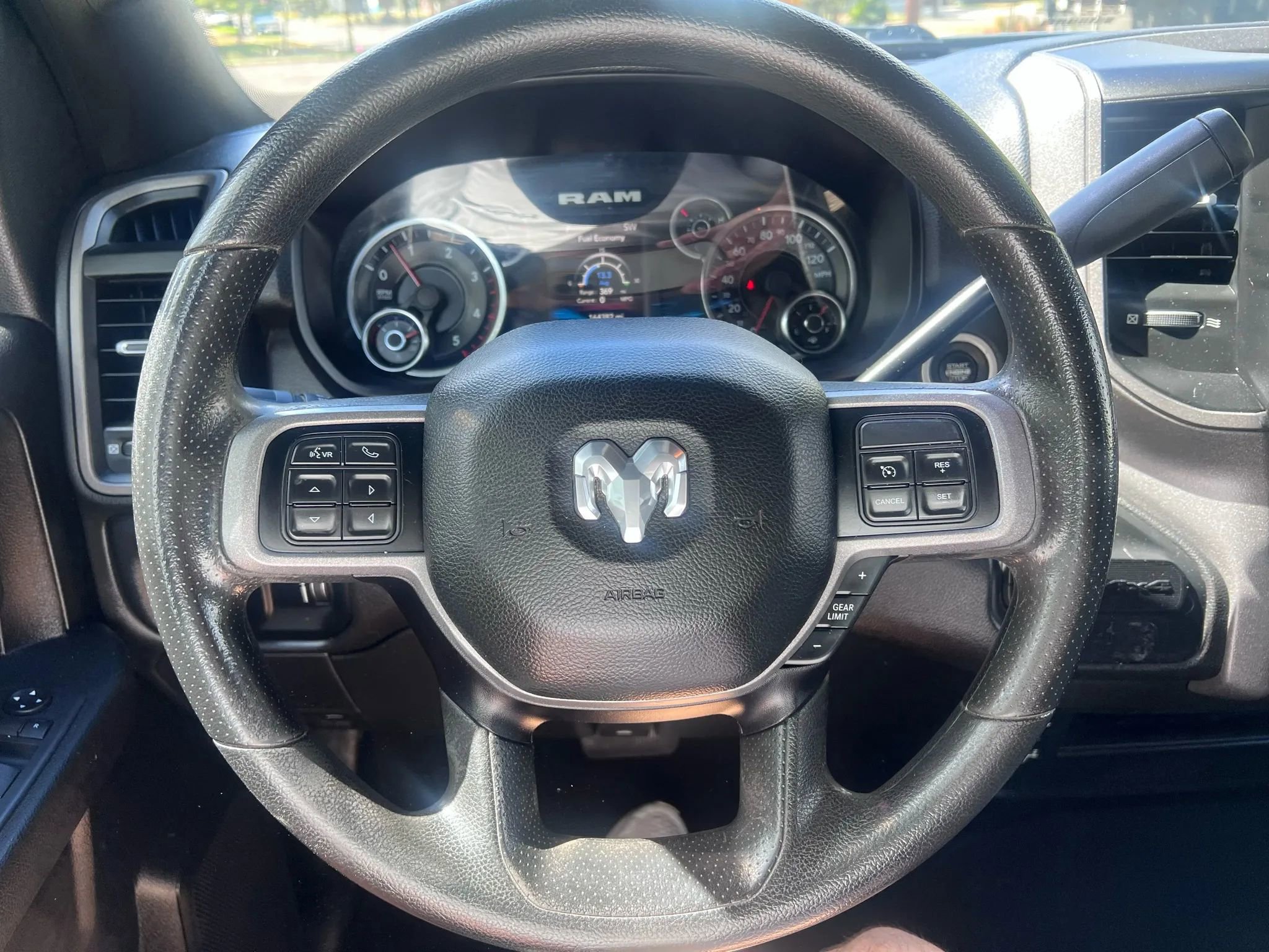 Used 2022 RAM 3500 Tradesman image 16