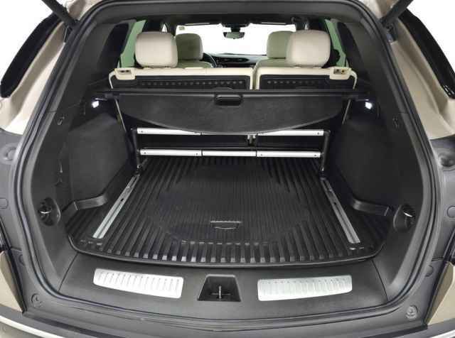 Certified 2023 Cadillac XT5 Sportv w/ Technology Package AWD/4WD image 6