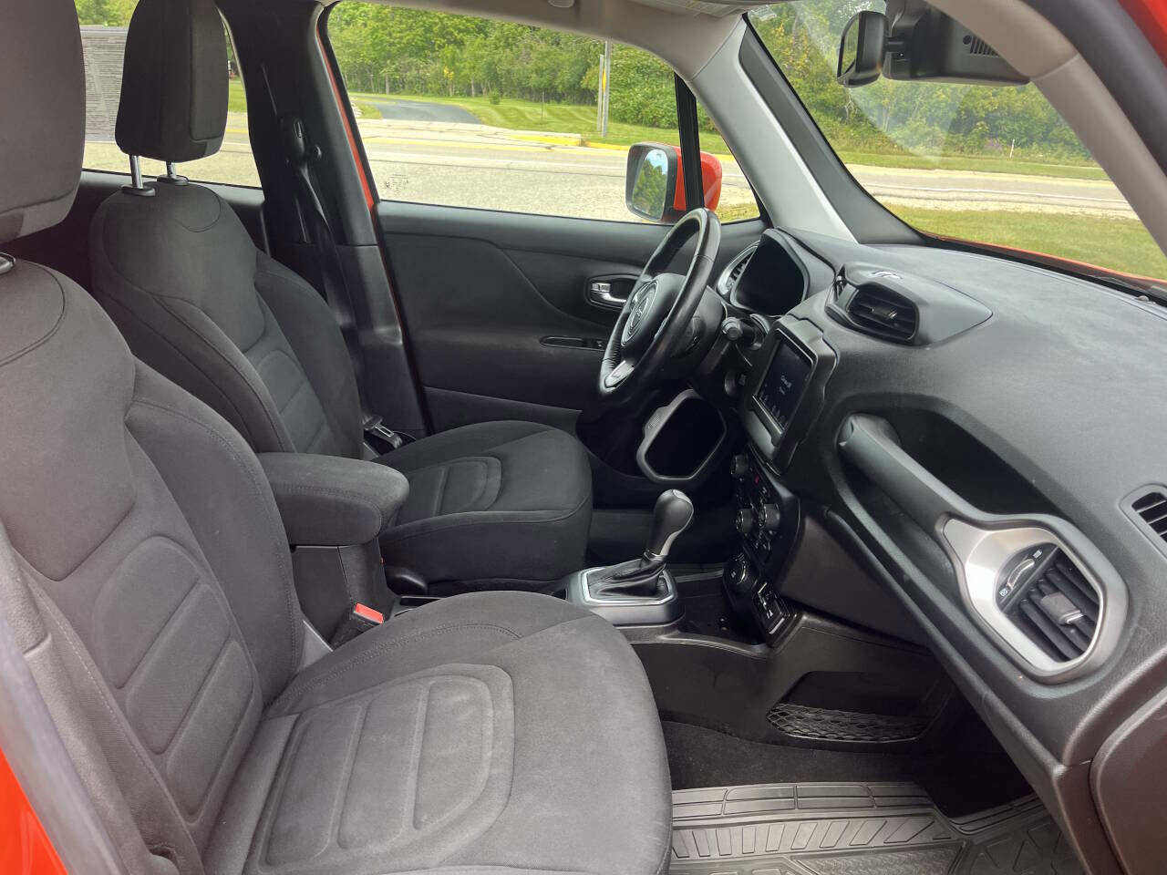 Used 2021 Jeep Renegade Latitude w/ Convenience Group image 32