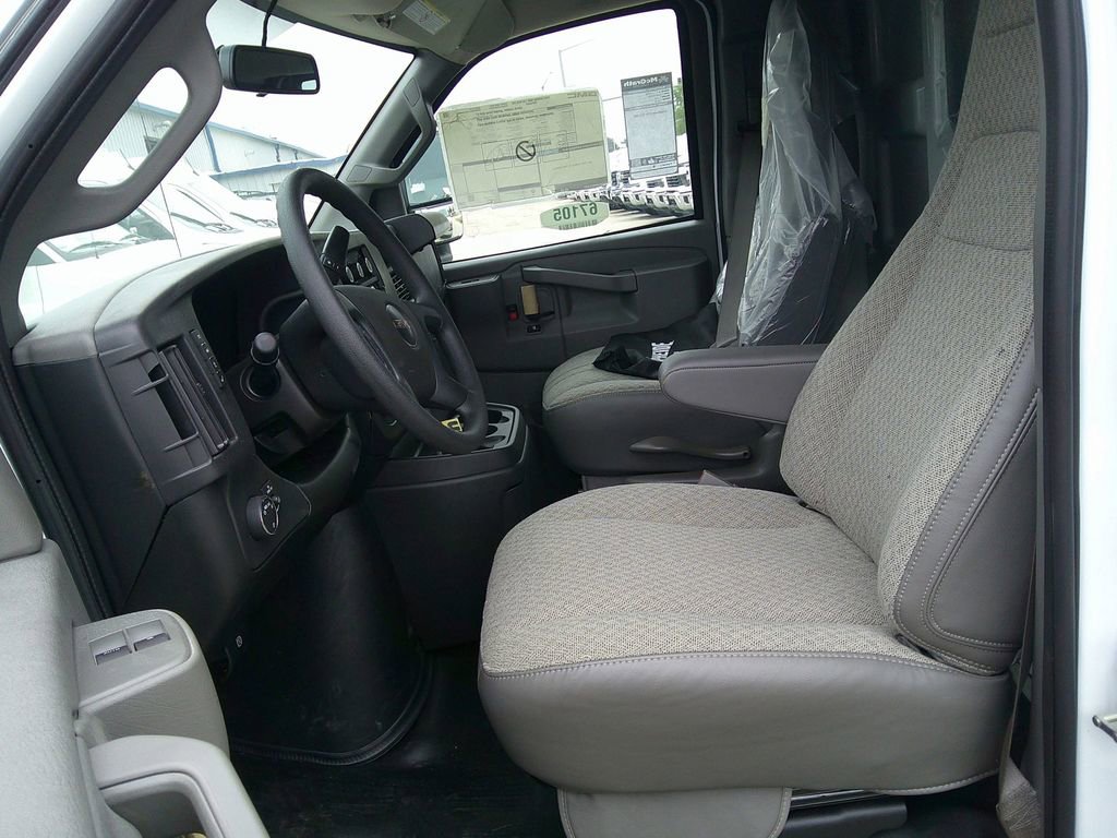 New 2025 GMC Savana 3500 w/ Power Convenience Package image 9