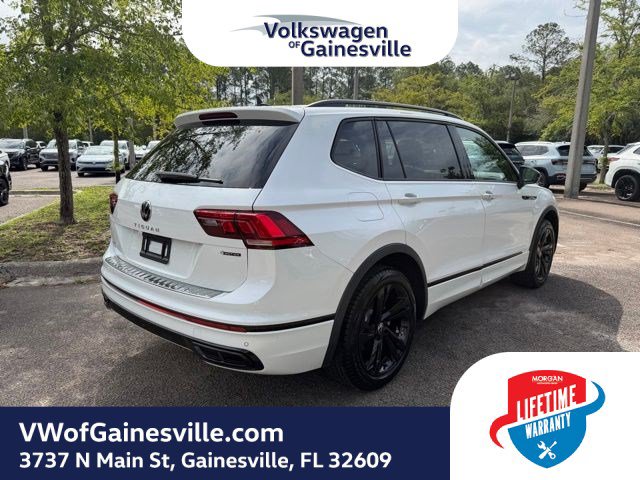 Certified 2024 Volkswagen Tiguan SE R-Line AWD/4WD image 6