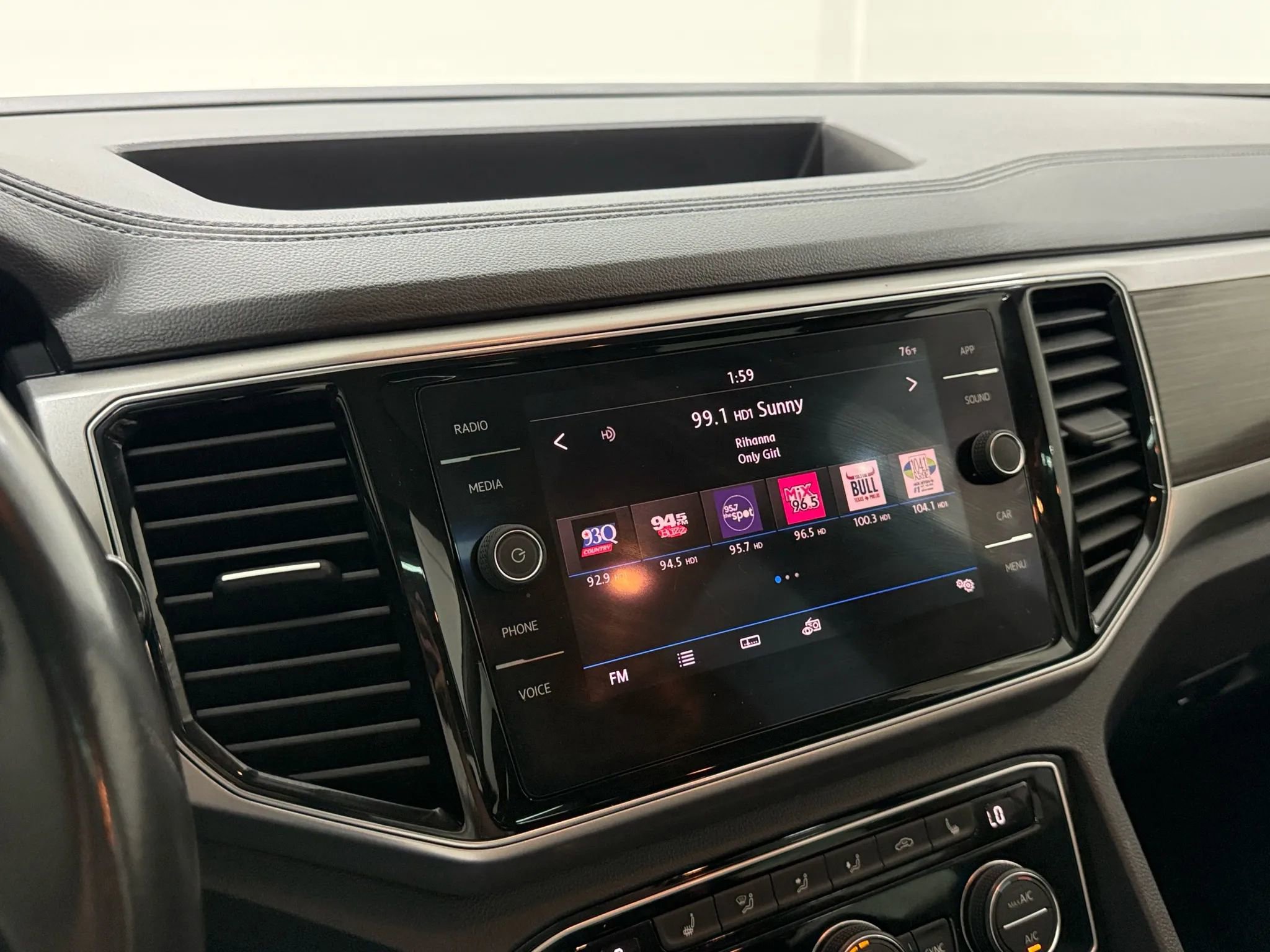 Used 2018 Volkswagen Atlas SEL image 26