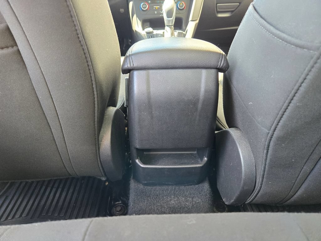 Used 2017 Ford Focus SEL FWD image 34