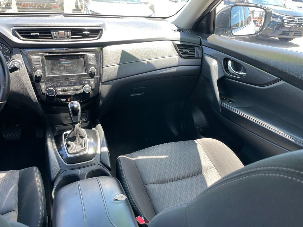 Certified 2020 Nissan Rogue SV AWD/4WD image 11