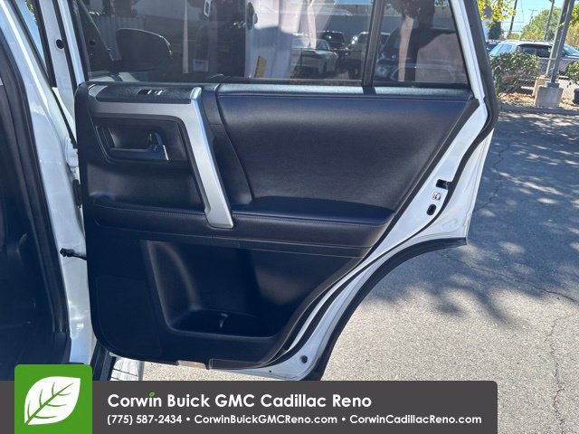 Used 2017 Toyota 4Runner SR5 Premium AWD/4WD image 35