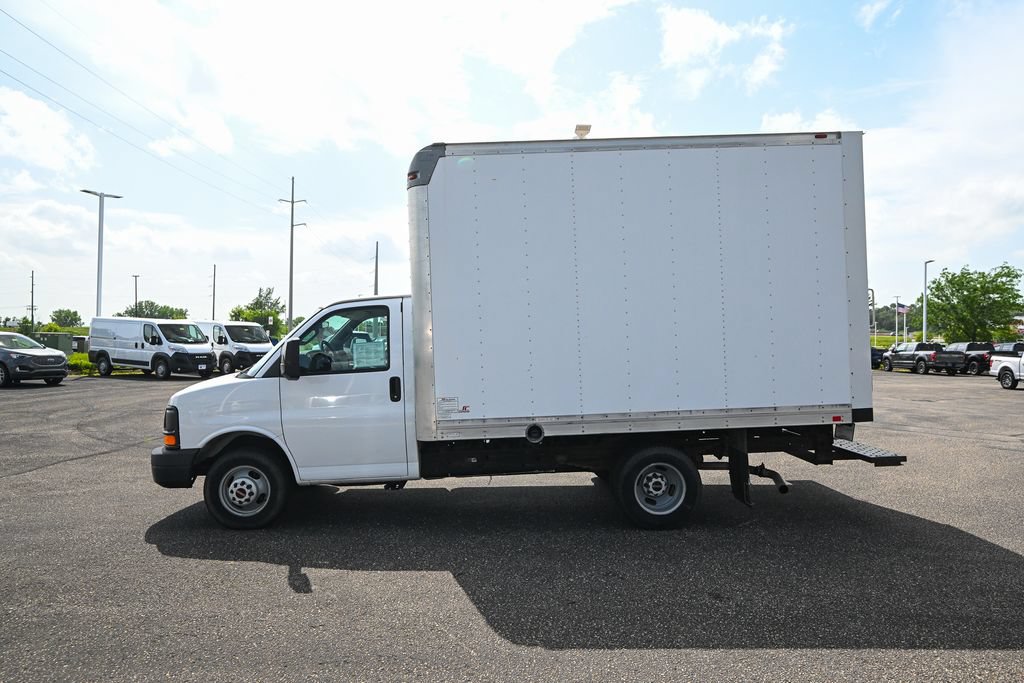 Used 2016 GMC Savana 3500 RWD image 8