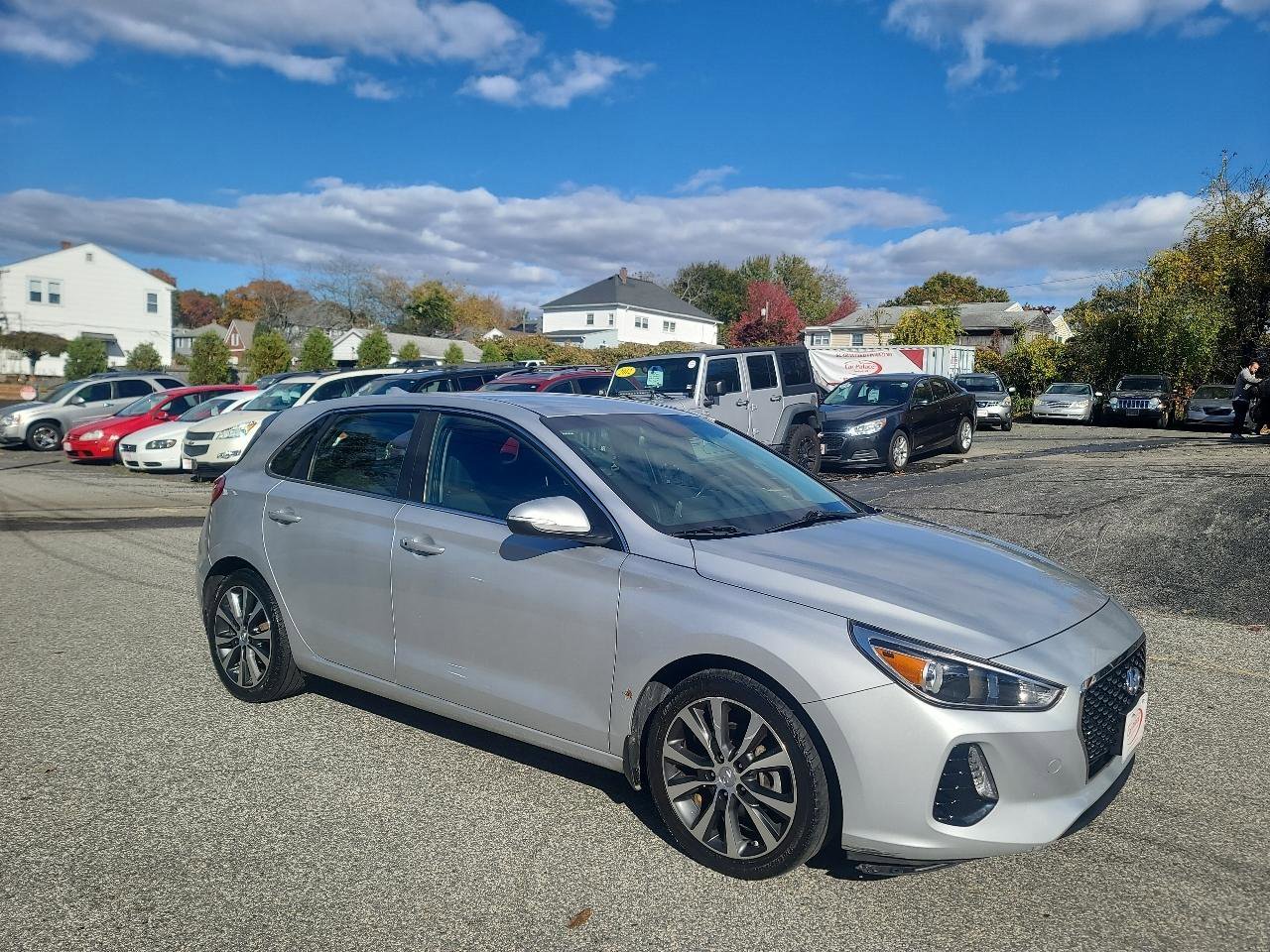 Used 2018 Hyundai Elantra GT w/ Style Package 02 FWD image 9