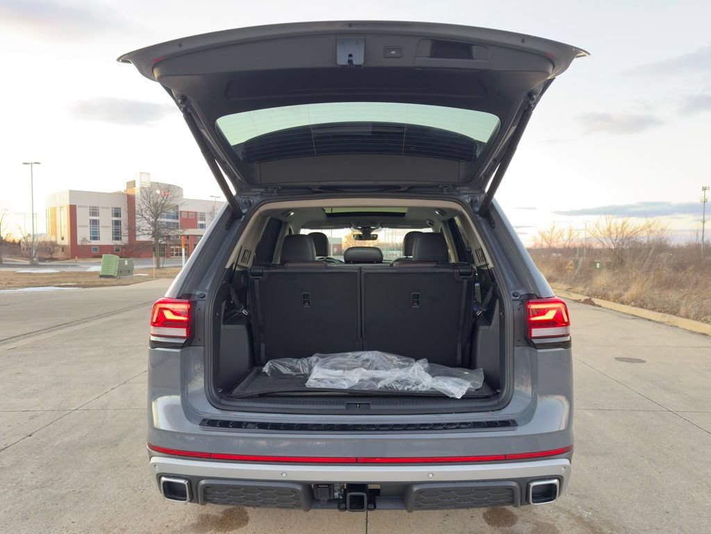 New 2026 Volkswagen Atlas Peak Edition AWD/4WD image 29
