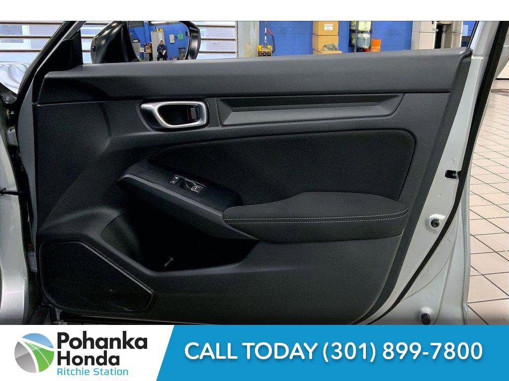 Used 2025 Honda Civic Sport image 26