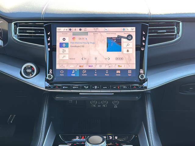 New 2026 Jeep Grand Wagoneer Limited image 24