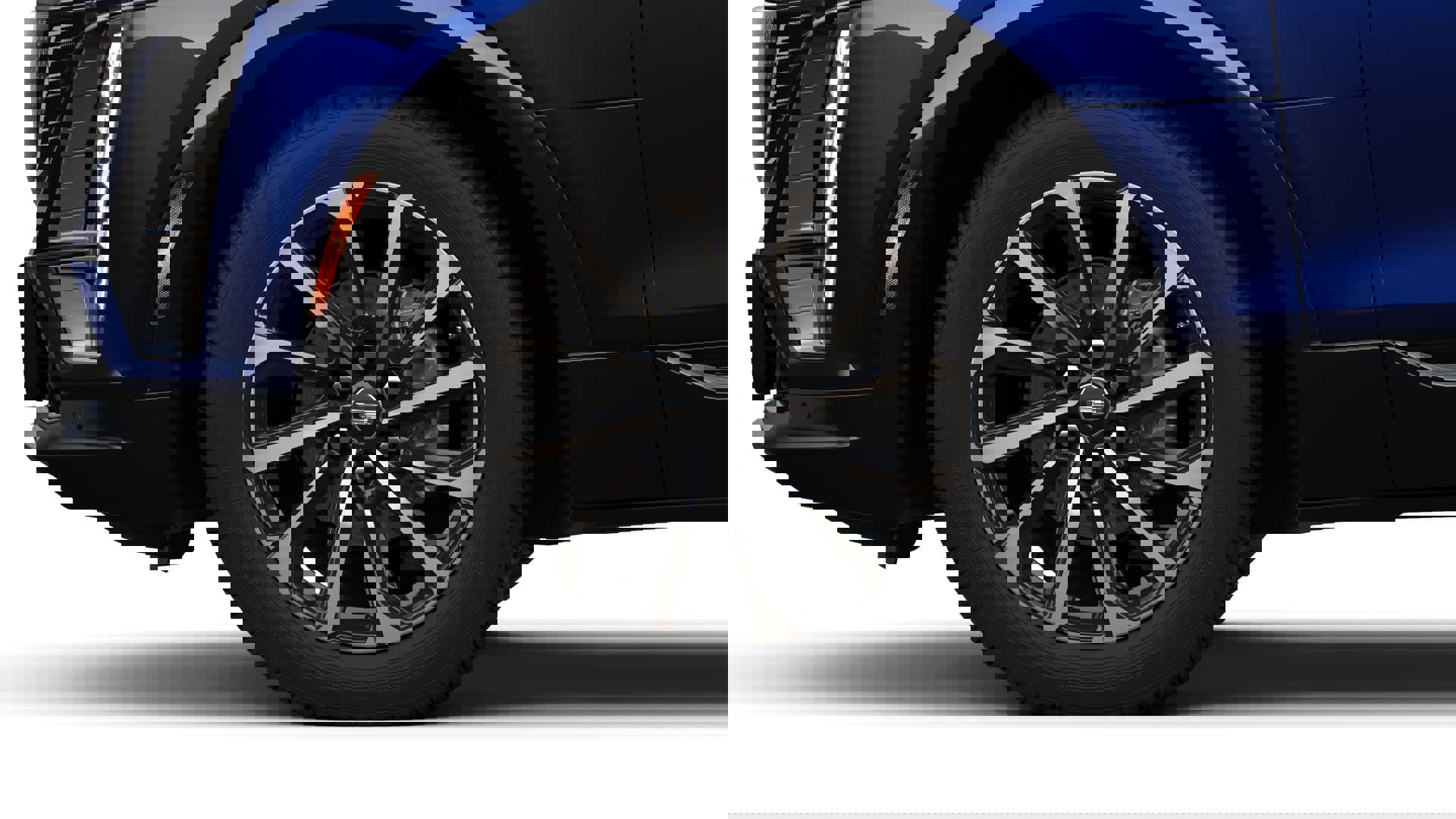 New 2025 Cadillac Lyriq Sport image 31