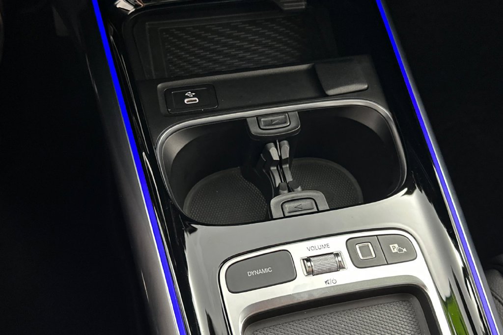 Certified 2026 Mercedes-Benz GLA 250 4MATIC image 38