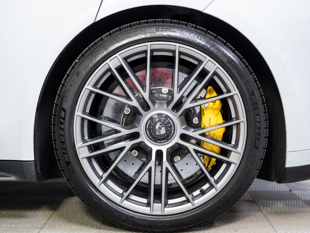 Certified 2025 Porsche Panamera Turbo image 40