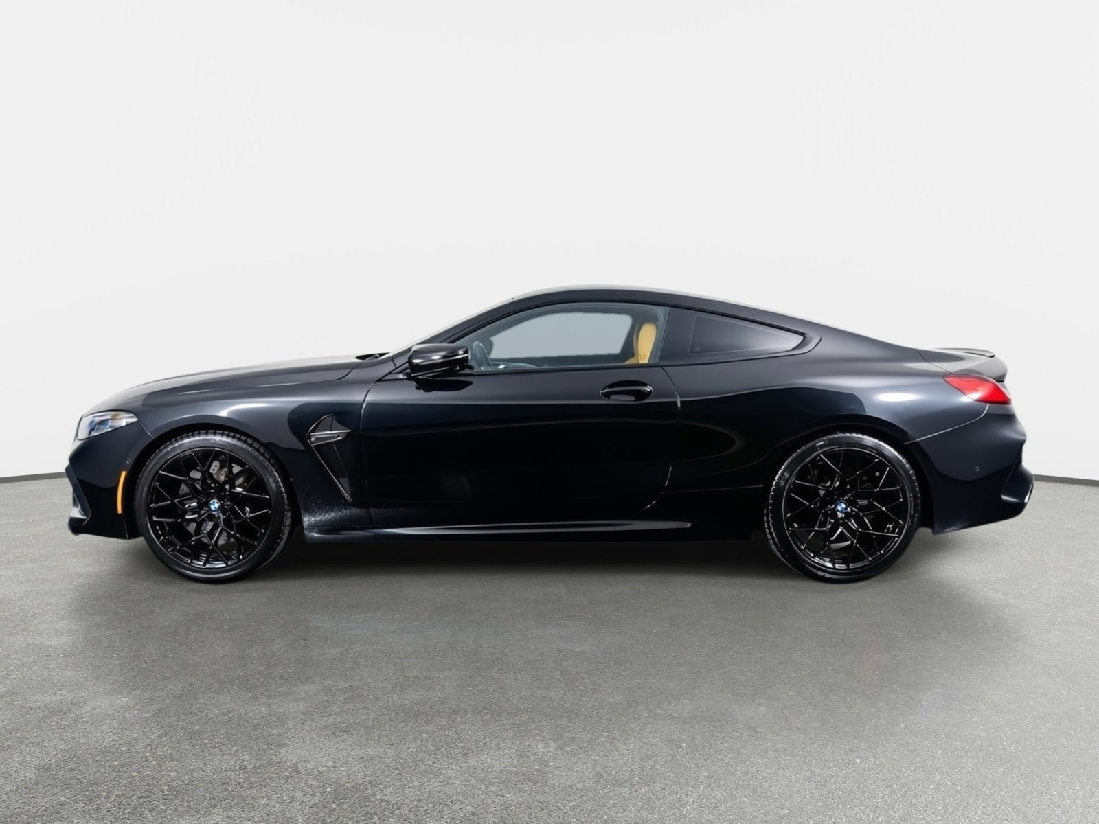 Used 2023 BMW M8 Competition w/ M Driver's Package image 33